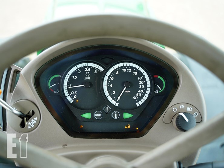 2014-john-deere-6115r-image-36