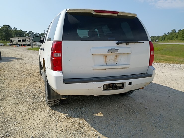 2010-chevrolet-tahoe-image-6