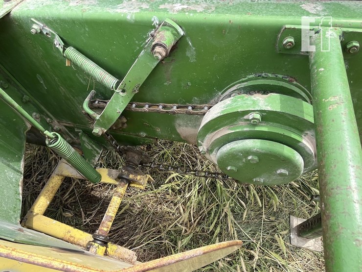 john-deere-24t-image-11