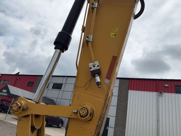 2013-caterpillar-329el-image-46