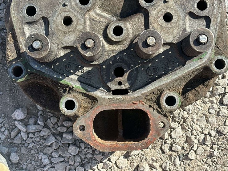 john-deere-model-70-gas-head-image-3
