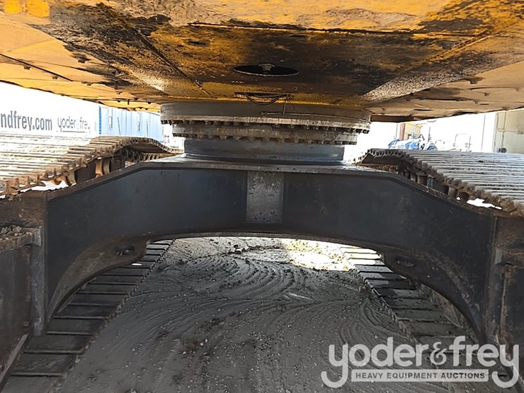 2021-komatsu-pc490-lc-11-image-43
