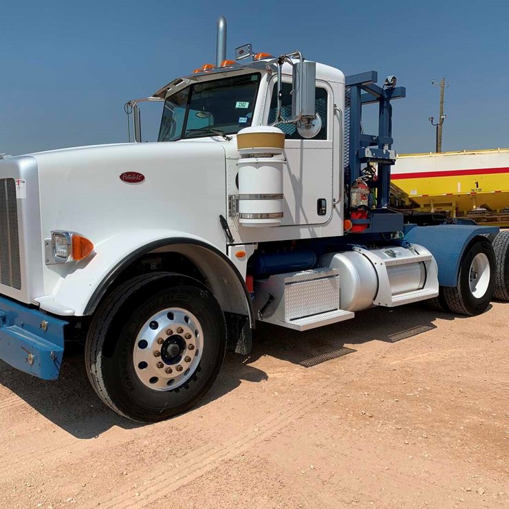 2013 PETERBILT 367