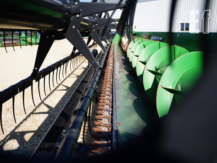 2004-john-deere-635f-image-11