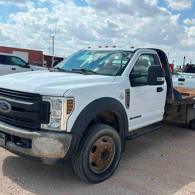 2019 FORD F550