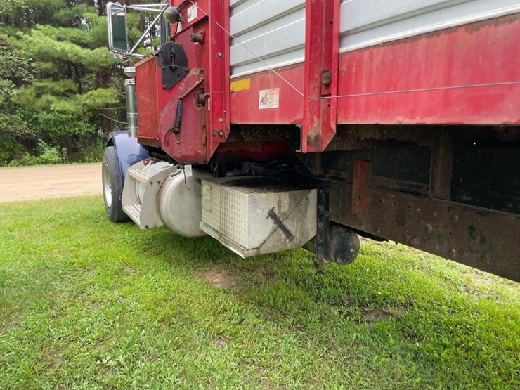 1999-peterbilt-379-image-14