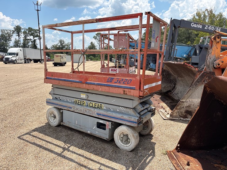 #22748-•-electric-sky-jack-3220-scissor-lift/for-parts-or-repair-only-image-6