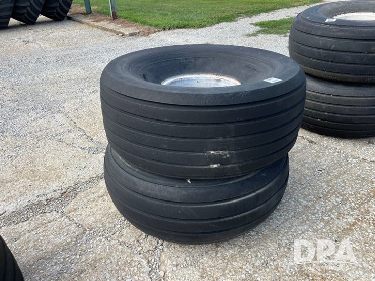 flotation-tires-(jn2729)-image-1