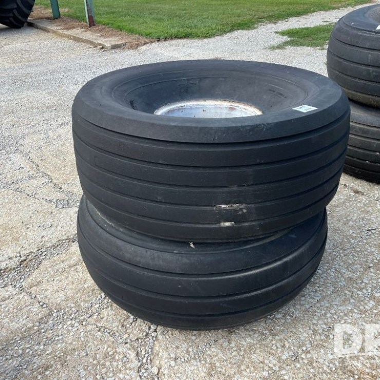 Flotation Tires (JN2729)