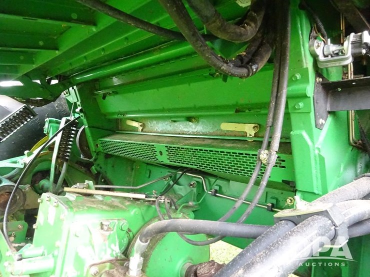 2001-john-deere-9550-image-107