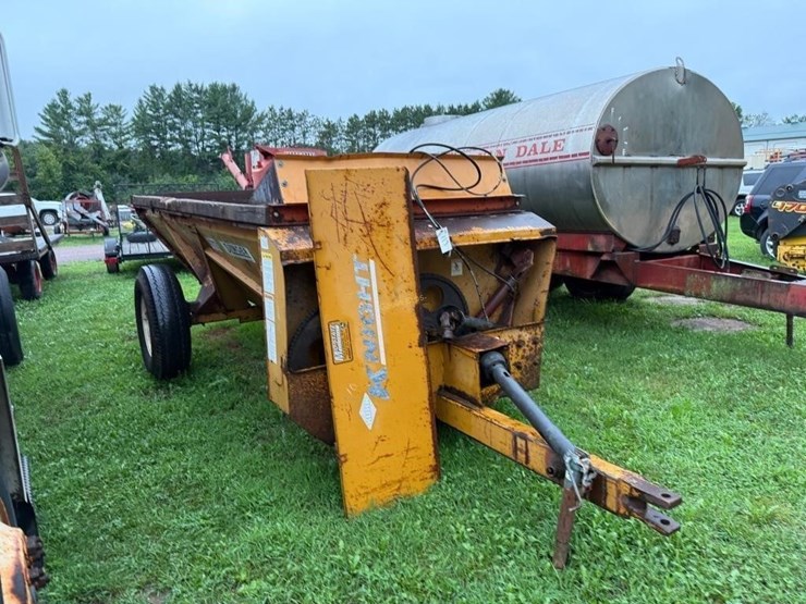 kuhn-knight-7112-slinger-manure-spreader-image-4