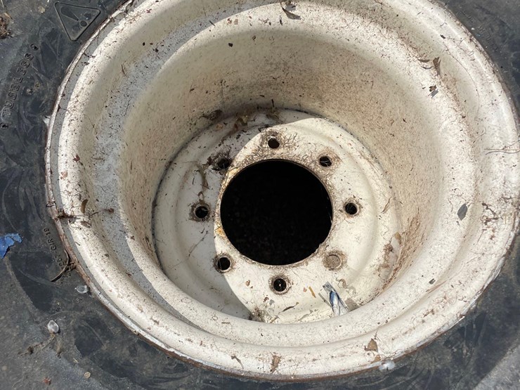 3-goodyear-21.5l-16-wagon-tires-image-10