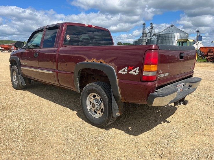 2003-gmc-2500-image-4