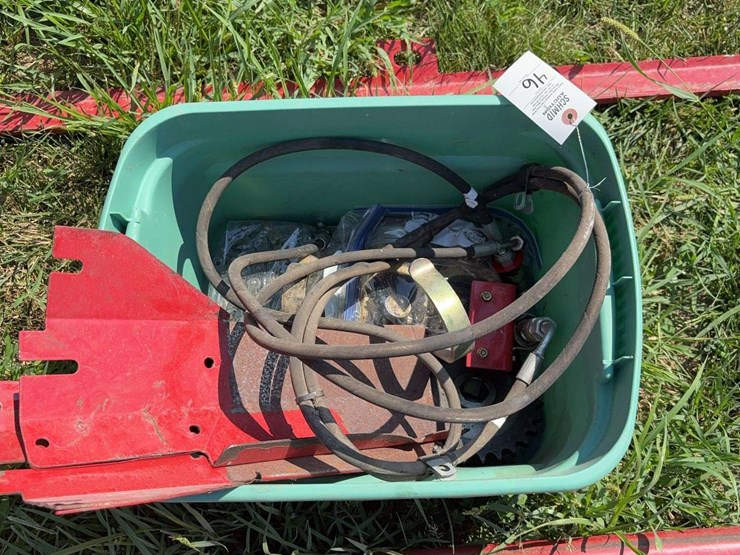 case-adapter-plate-kit-for-2388-combine,-hydraulic-hoses,-chain,-sprocket,-small-shields,-pto-shaft-ends,-pto-hangers-image-2