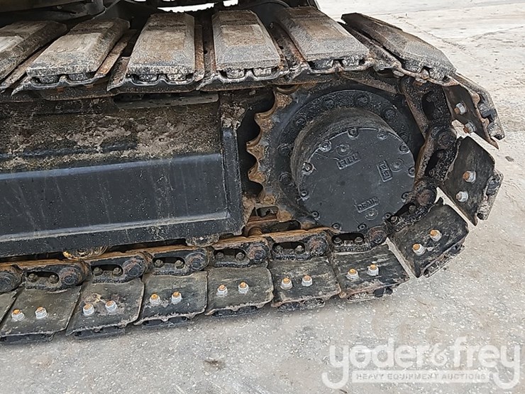 2022-caterpillar-305.5-image-25