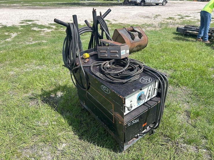 airco-tig-welder-image-2