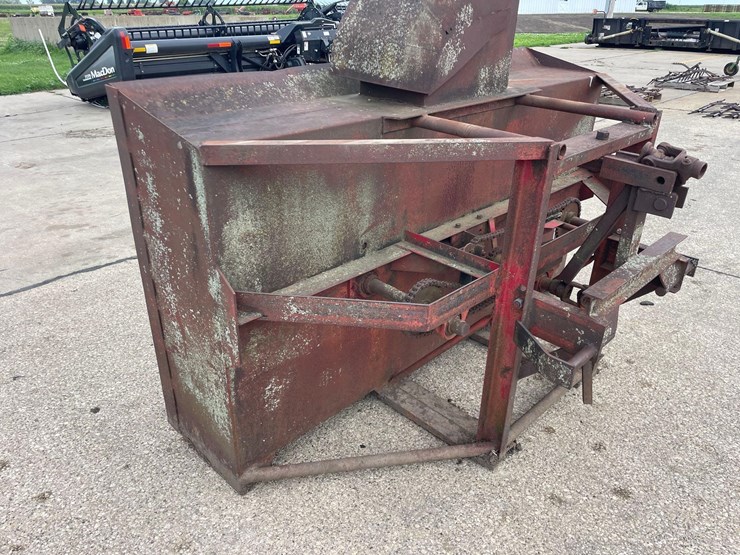 vans-7ft-3pt-snowblower-image-2