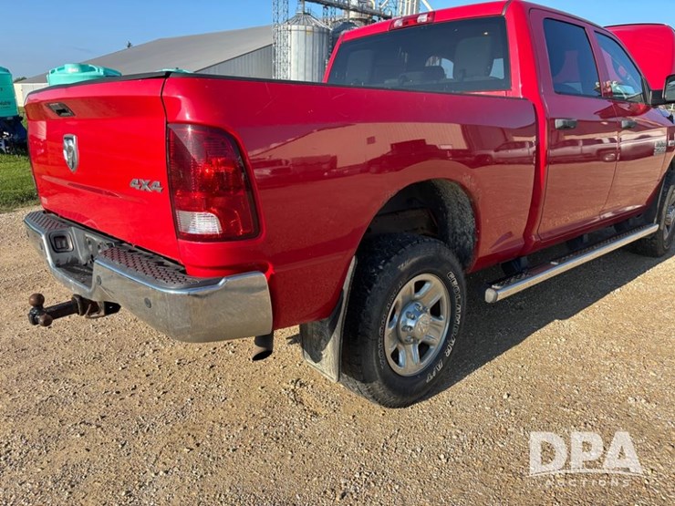 2014-dodge-ram-2500-image-30