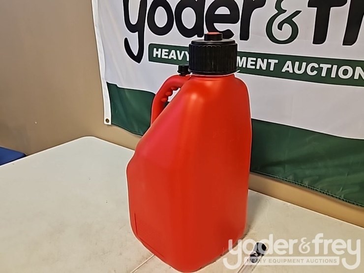 unused-5-gal-liquid-utility-jug--red-image-4