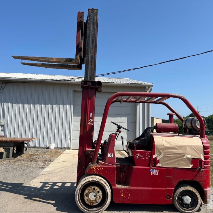 Yale 20,000# model G-5-200 propane forklift. Forks are 4'-6" long by 7" wide by 3-1/4" thick.