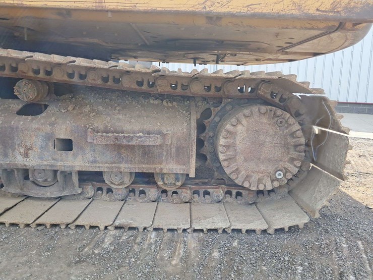 2011-caterpillar-320dl-image-5