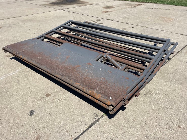 4-8ft-working-chute-panels/fence-panels-image-1