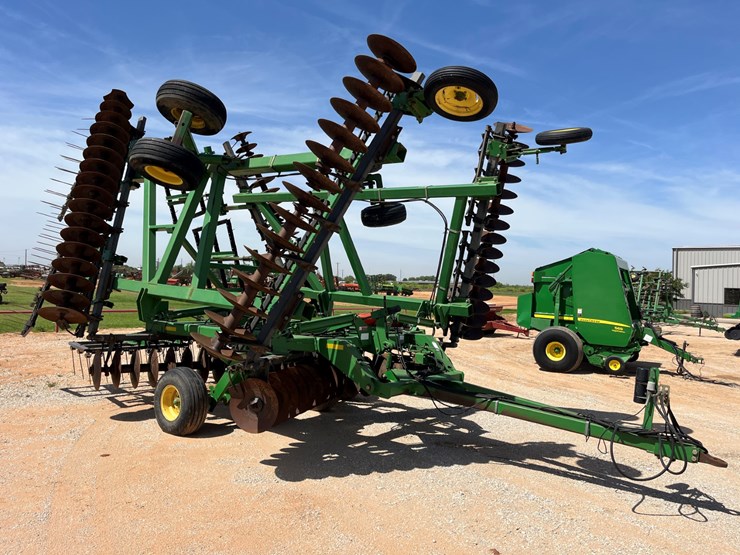 2009-john-deere-637-image-4
