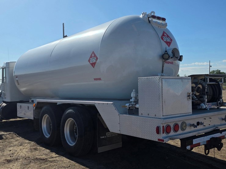 2012-kenworth-t370-image-7