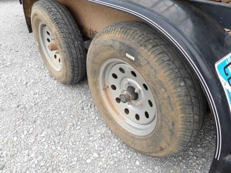 16'-texas-bragg-enclosed-trailer-image-22
