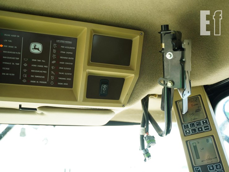 2005-john-deere-9660-sts-image-38