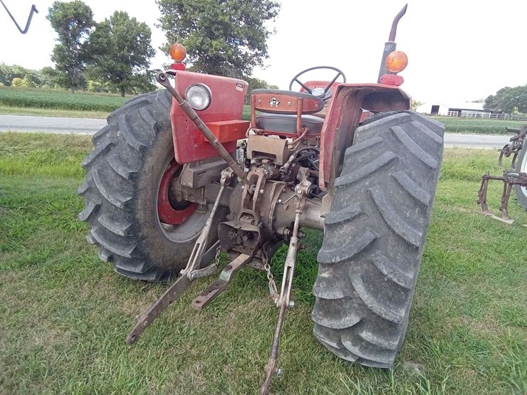 massey-ferguson-175-image-5