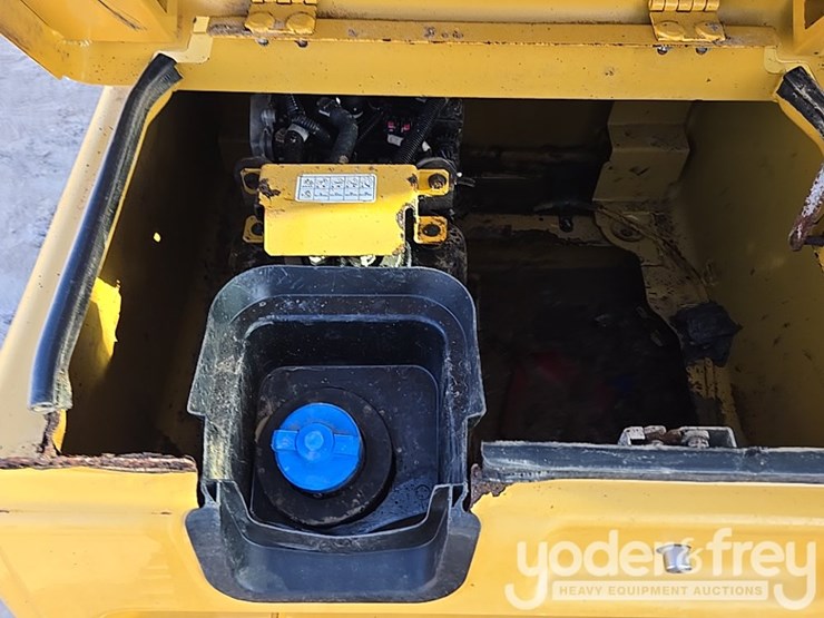 2015-caterpillar-336-f-image-56