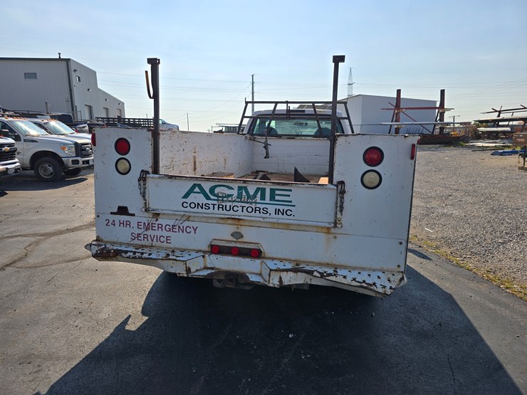 2000-ford-f550-image-21