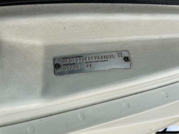 #4727-•-1998-ford-louisville-super-sucker-vac-truck-(wi-title-in-delay)-image-92