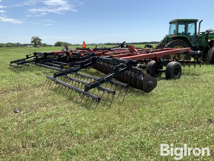 2011-case-ih-370-image-5