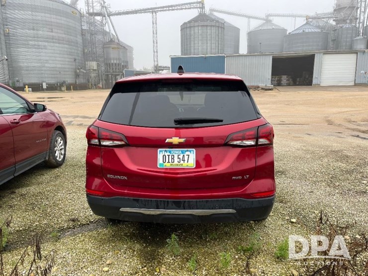 2024-chevrolet-equinox-lt-image-10