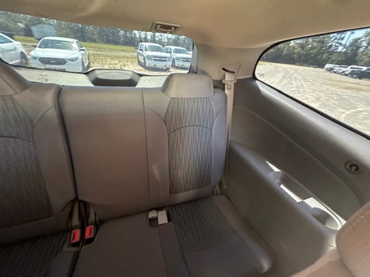 2016-chevrolet-traverse-ls-image-31