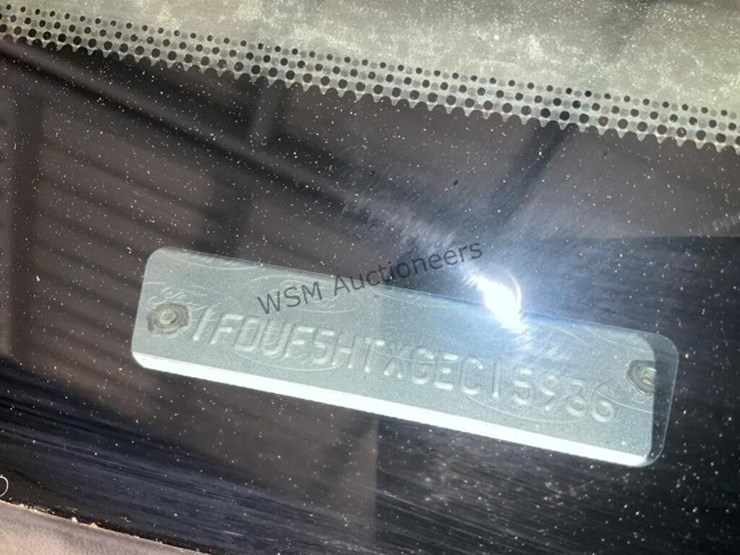 2016-ford-f550-image-18