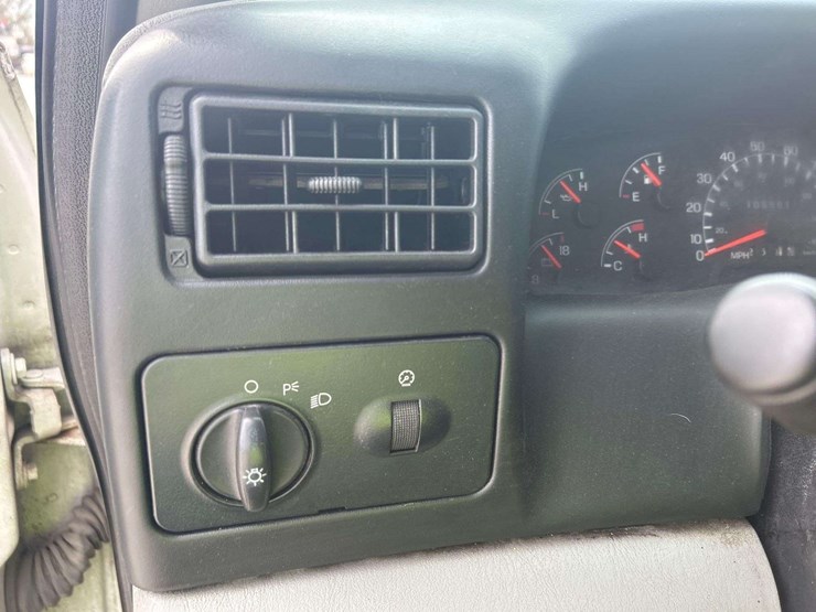 2008-ford-f750-image-15