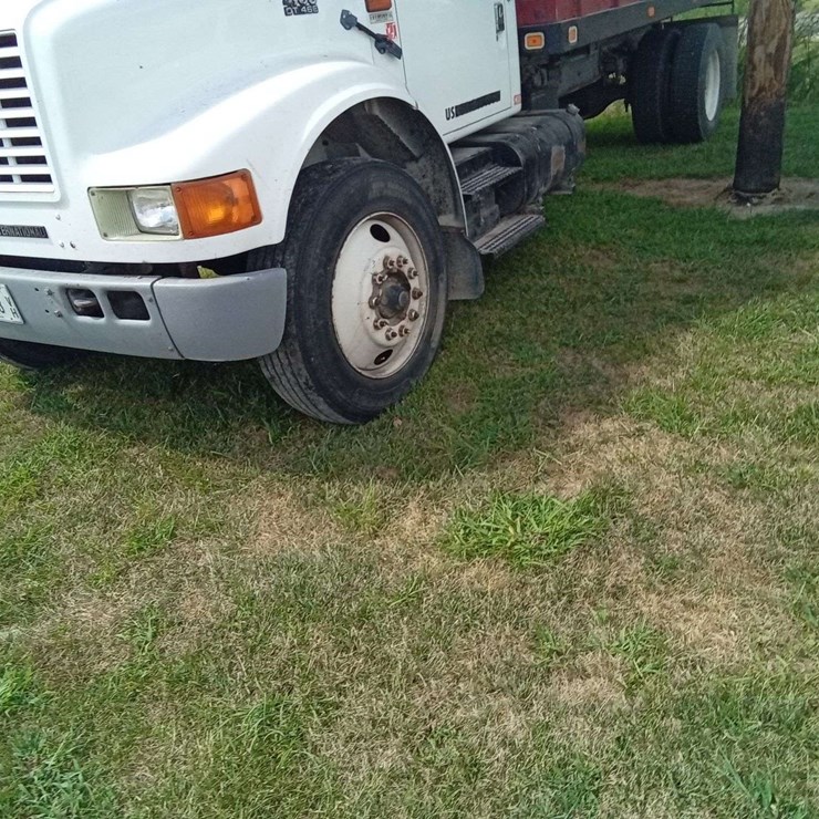 1995 INTERNATIONAL 4900
