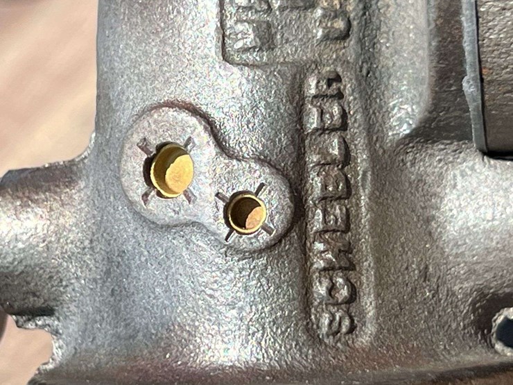 marvel-schebler-dltx67-carburetor-image-18