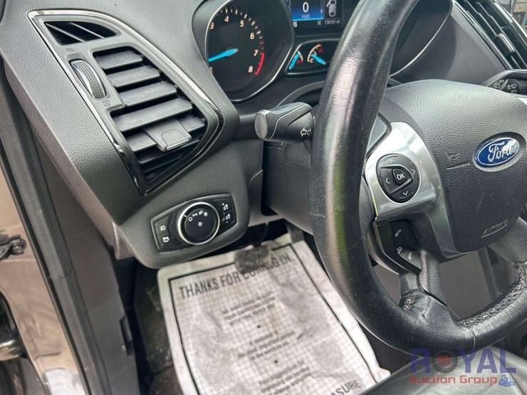 2016-ford-escape-image-14