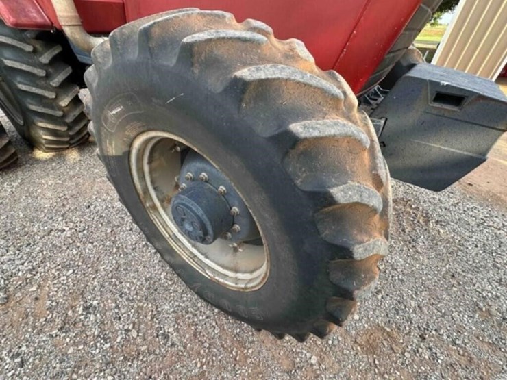 case-7130-tractor-image-12