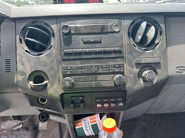 2016-ford-f550-image-18