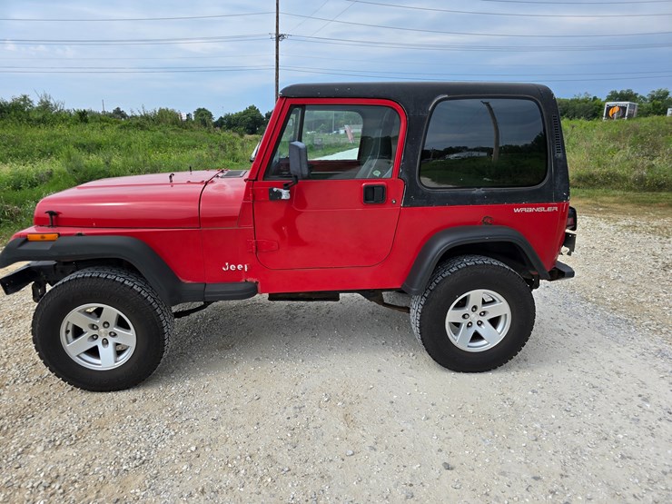 1994-jeep-wrangler-image-9