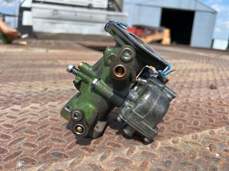 zenith-pony-motor-carburetor-image-1