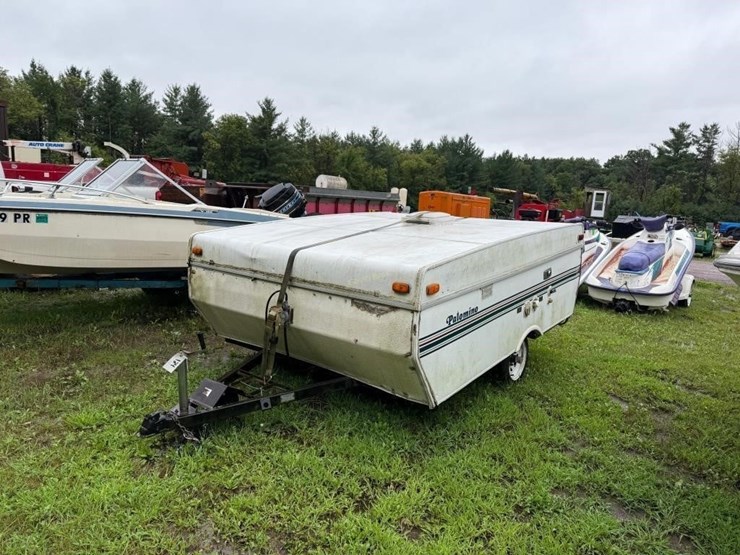 palomino-pop-up-camper-image-1
