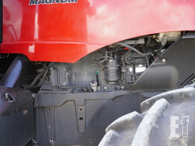 2017-case-ih-magnum-280-image-18