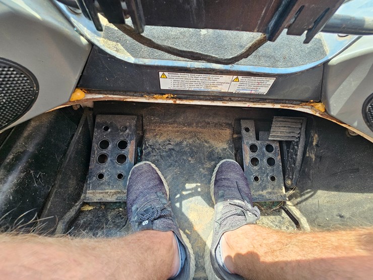 2019-bobcat-t870-image-43