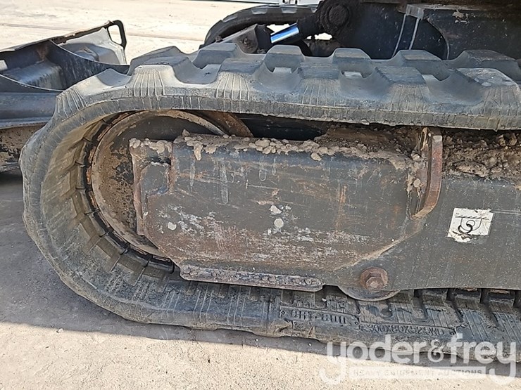bobcat-e32-image-22